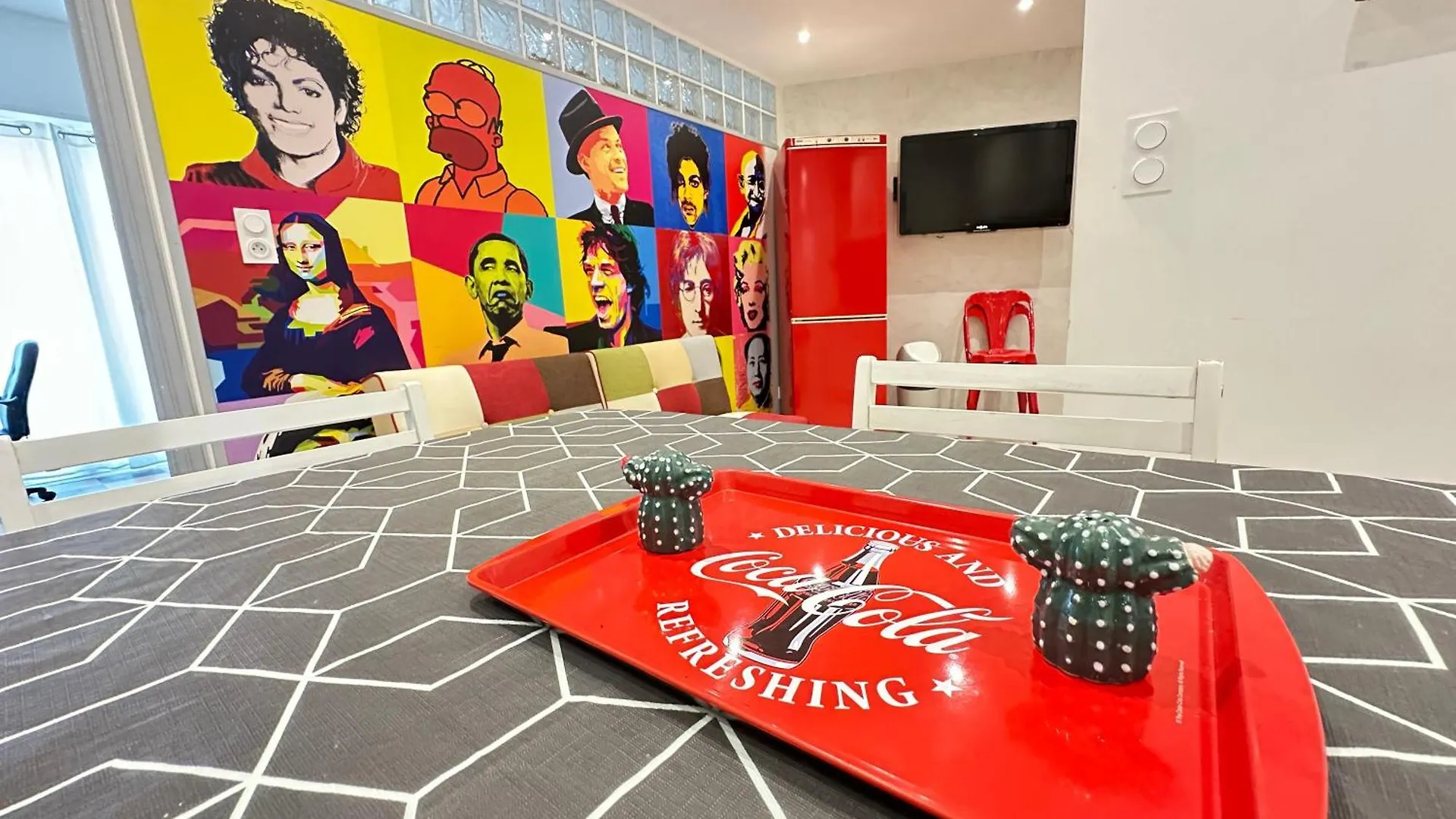 Appartement Spacieux - 4 Chambres Confortables Nice