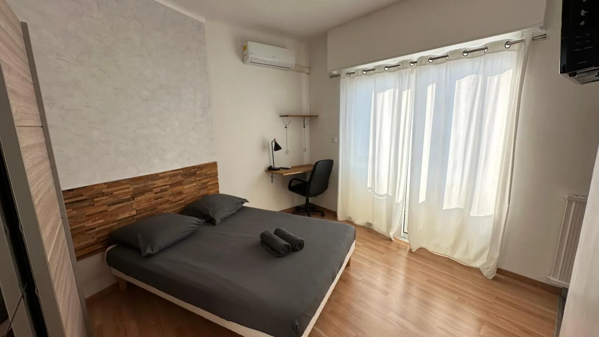 Appartement Spacieux - 4 Chambres Confortables Ницца Апартаменты
