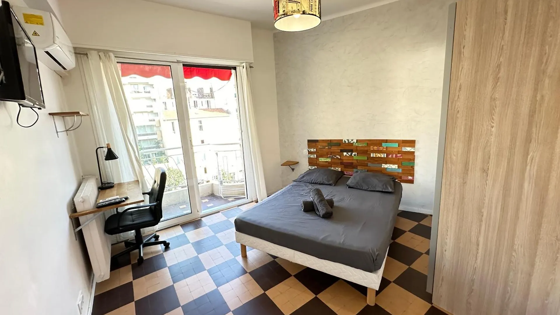 Апартаменты Appartement Spacieux - 4 Chambres Confortables Ницца