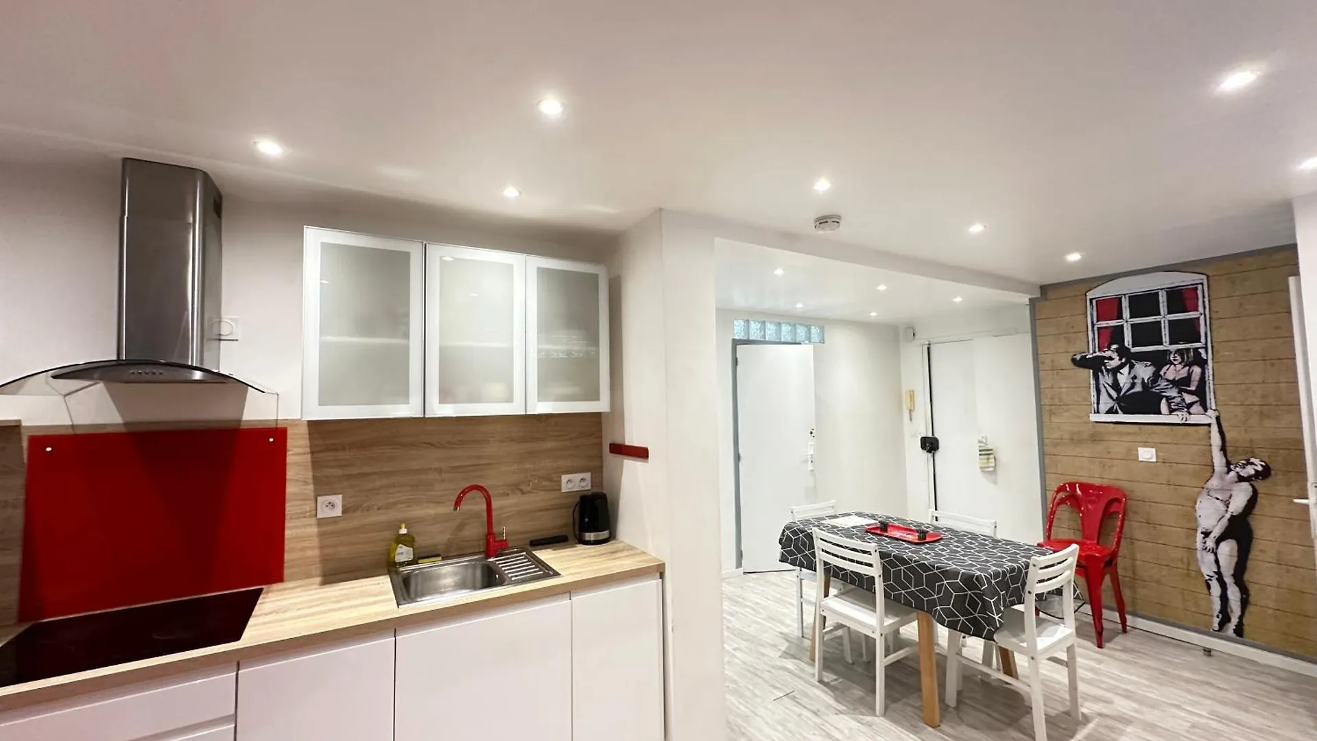 Appartement Spacieux - 4 Chambres Confortables Ницца Апартаменты